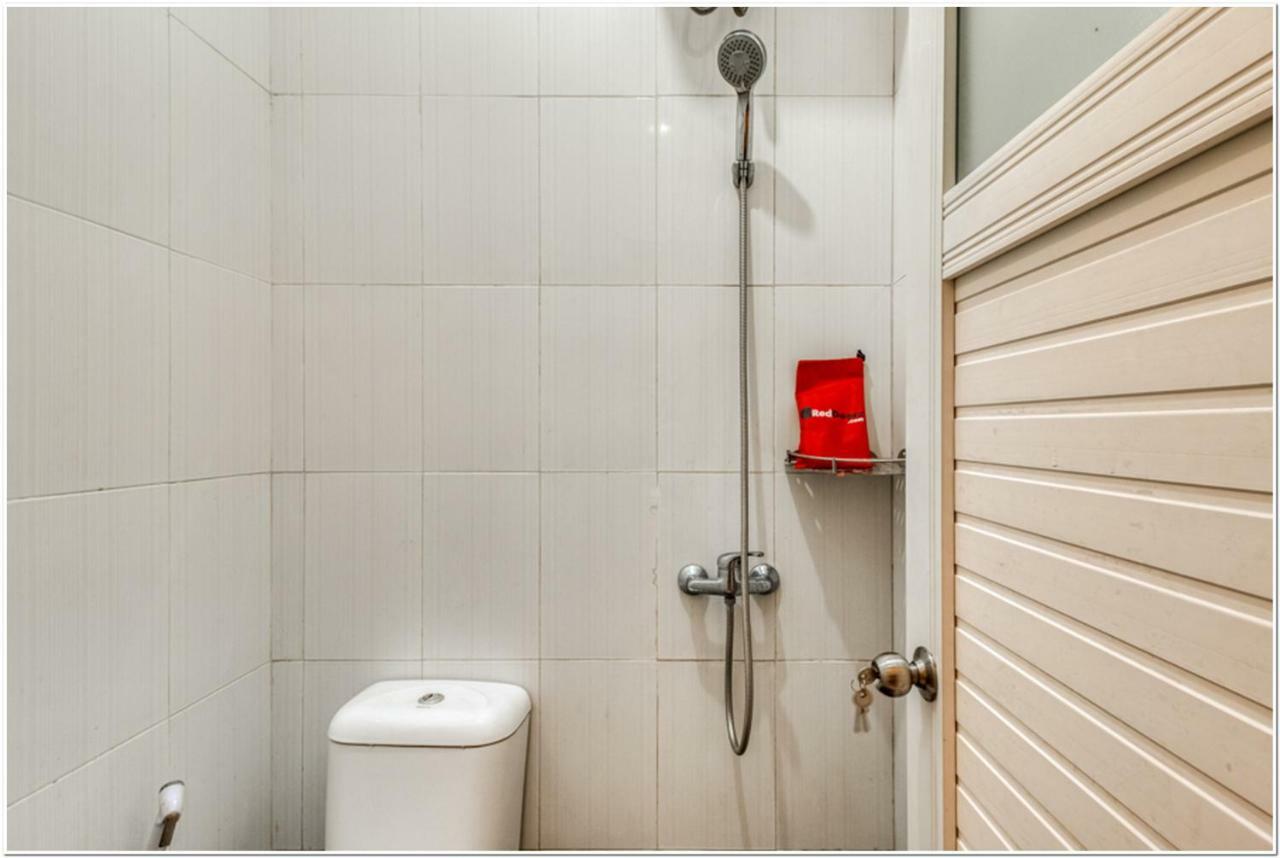Reddoorz Near Ramai Mall Malioboro Γιογκιακάρτα Εξωτερικό φωτογραφία