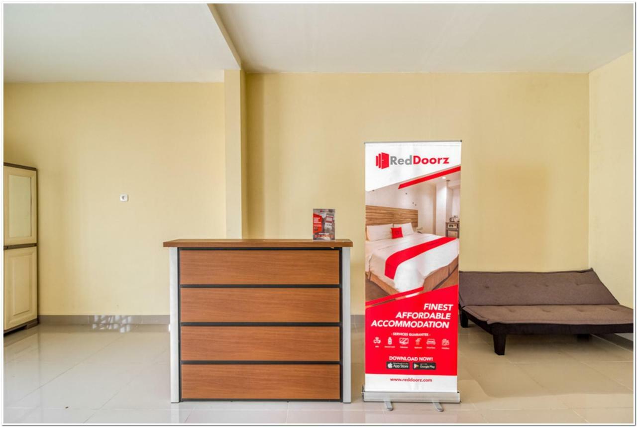 Reddoorz Near Ramai Mall Malioboro Γιογκιακάρτα Εξωτερικό φωτογραφία